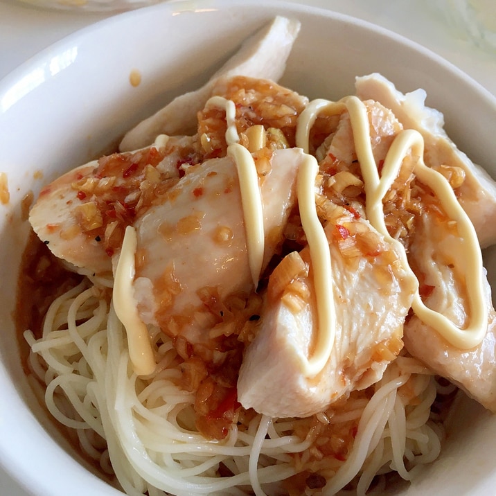 【男の宅飯】夏のヘルシー料理　茹で鳥素麺